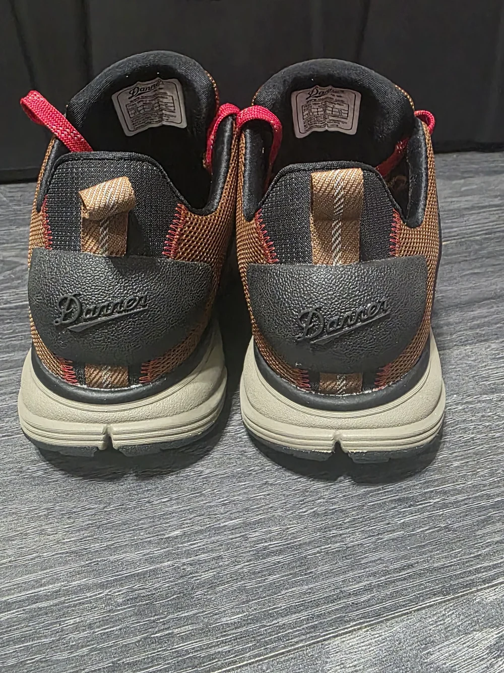Danner Men's Brown Trail 2650 Hiking Shoes with Red Laces Sz 11.5